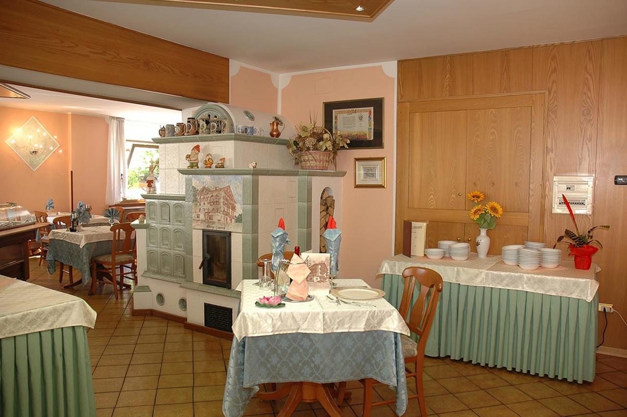 Roncone Albergo Ginevra מראה חיצוני תמונה